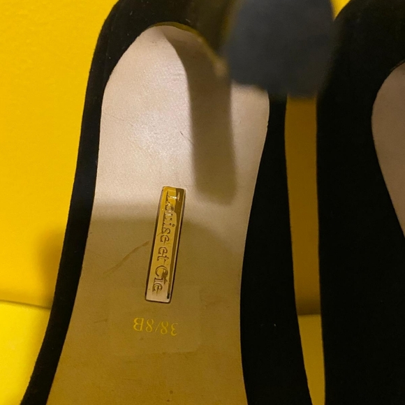 LOUISE et CIE Black Leather Suede Heels Gold Trim Bow Pointed Toe Pump Size: 8B - Picture 7 of 8